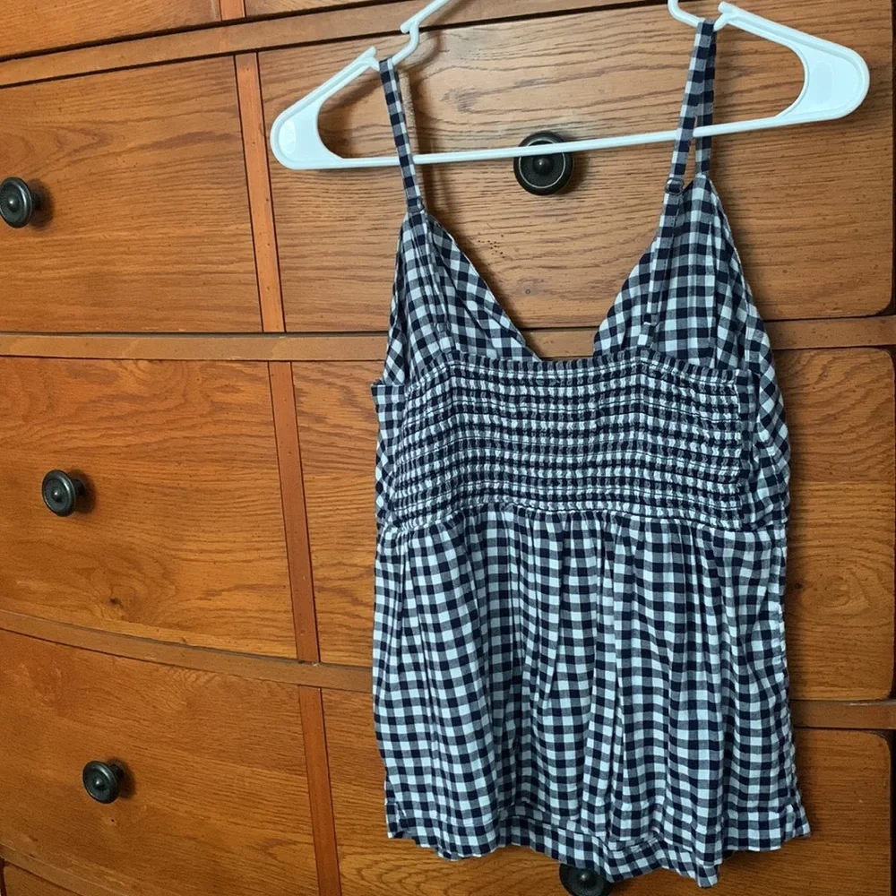Old Navy gingham top - Picture 2 of 7